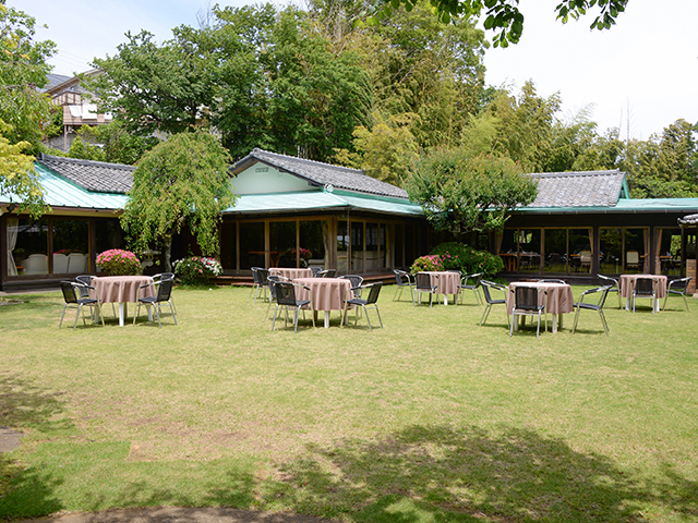 ローストビーフ鎌倉山 - ローストビーフ店・庭園