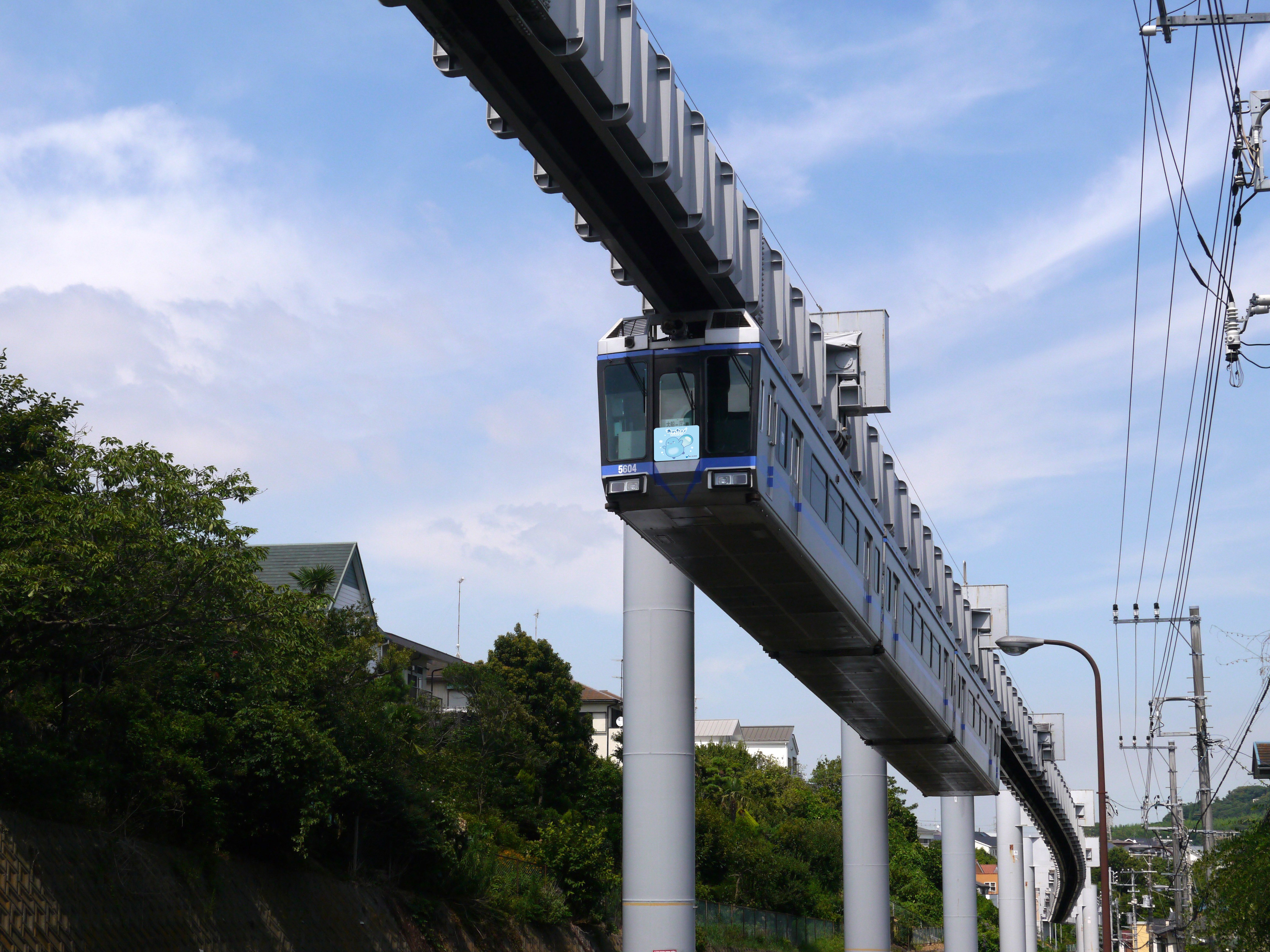 https://www.shonan-monorail.co.jp/news/upload/awatan_train.jpg