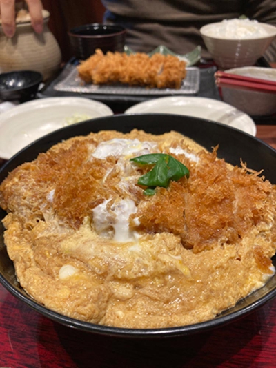 とんかつさぼてん_ロースカツ丼.jpg